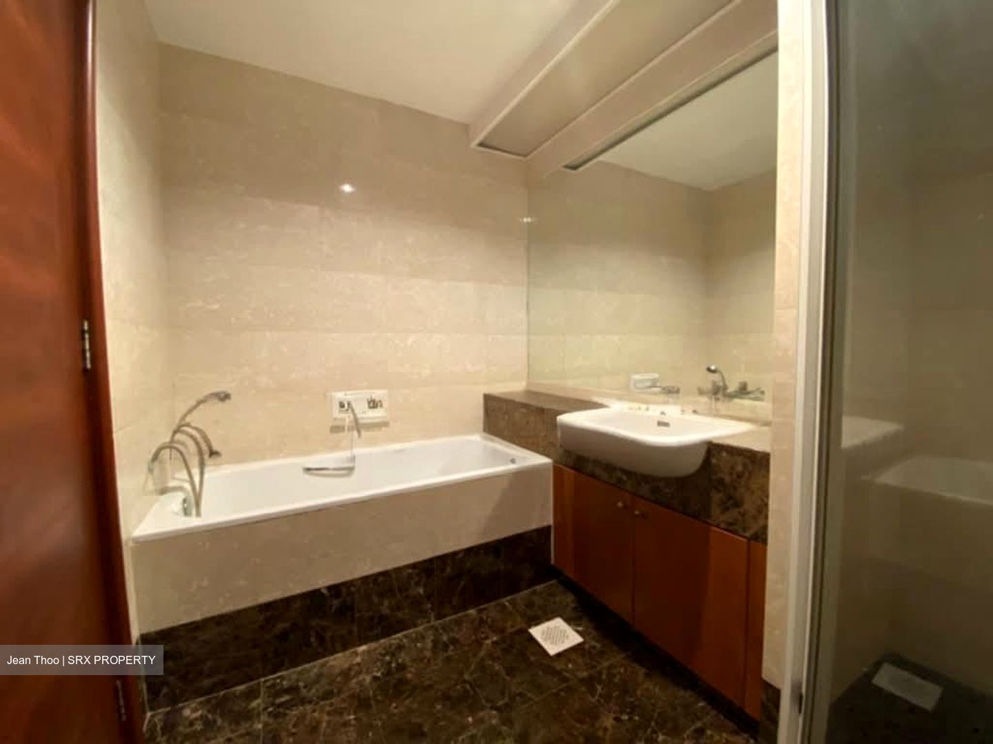 The Clearwater (D16), Condominium #560664031